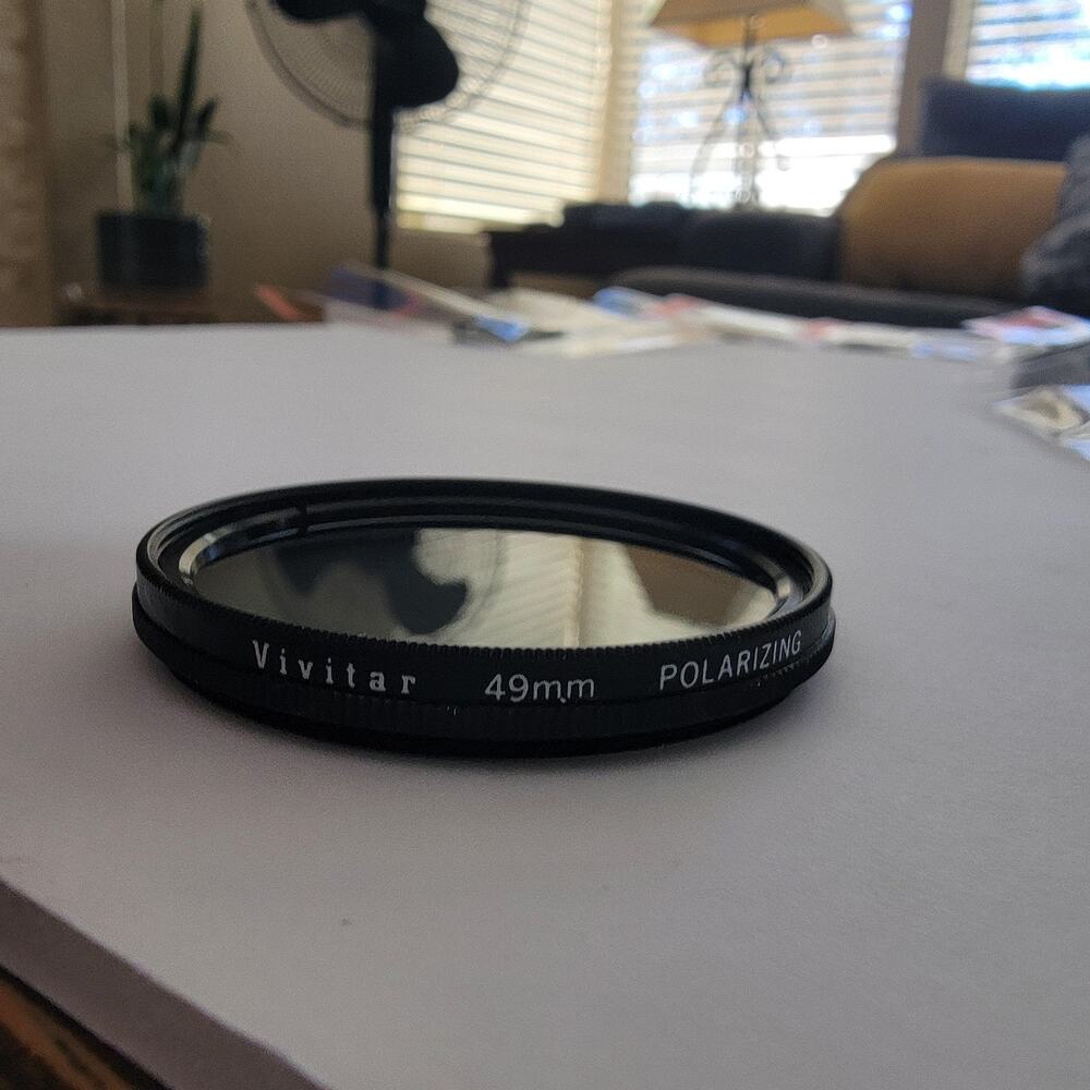 Vivitar 49mm Polarizing Non-Reflex Camera Lens Filter Black Photo Accessory